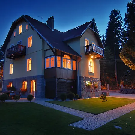 Bed & Breakfast Poduszka Grace 3*