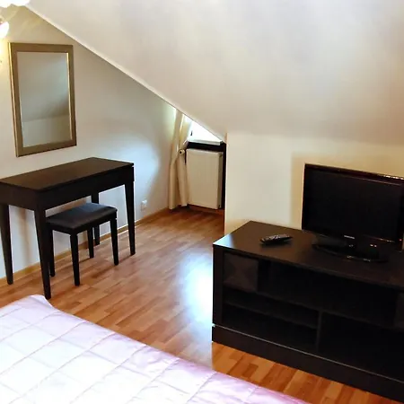 Poduszka Grace Bed & Breakfast Szklarska Poreba