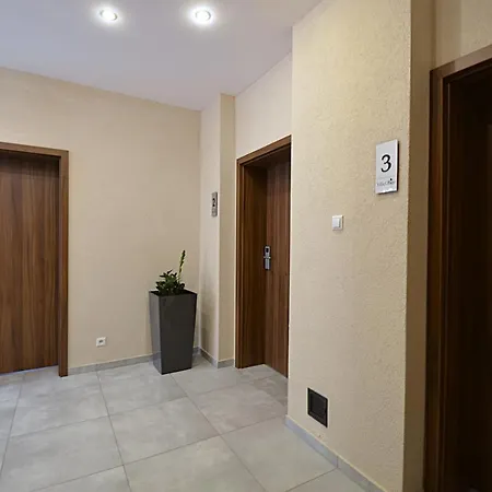 Poduszka Grace Bed & Breakfast Szklarska Poreba