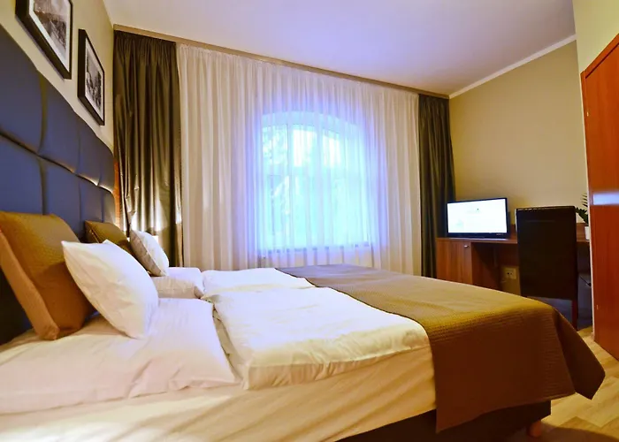 Poduszka Grace Frühstückspension 3*